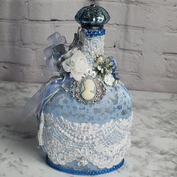 Blue Victorianesque Bottle - Picture 1 of 12